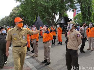 Begini Kata Ganjar Merespons Namanya Teratas di Survei Capres