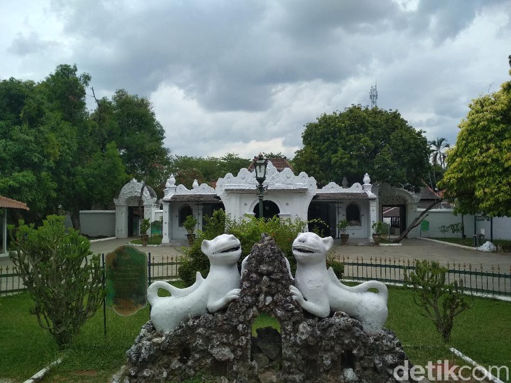 Cuti Bersama Oktober 2020, Kunjungan Wisata di Keraton Kasepuhan Meningkat Cuti Bersama Oktober 2020, Kunjungan Wisata di Keraton Kasepuhan Meningkat