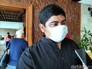 Bawaslu Sebut 3 Paslon di Pilbup Sukabumi Langgar Protokol Kesehatan Bawaslu Sebut 3 Paslon di Pilbup Sukabumi Langgar Protokol Kesehatan