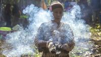 Potret Ritual Adat Pegunungan Meratus