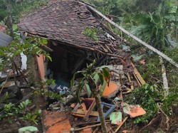 6 Rumah dan 1 Musala Rusak Akibat Sawah Longsor di Sukabumi