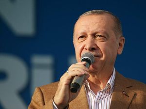 Erdogan Siapkan Konstitusi Baru Turki, Suu Kyi Dijerat Dakwaan Impor Ilegal Erdogan Siapkan Konstitusi Baru Turki, Suu Kyi Dijerat Dakwaan Impor Ilegal