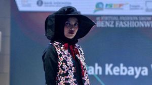 10 Koleksi Roemah Kebaya di Mercedes Fashion Week Rusia 2020