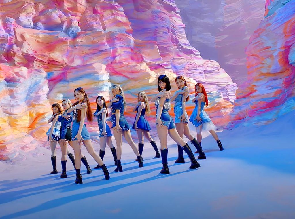 TWICE Bicara soal Tuntutan Idol Harus Tampil Sempurna TWICE Bicara soal Tuntutan Idol Harus Tampil Sempurna