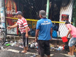 Muncul Kepulan Asap di Bekas Lokasi Kebakaran, Warga Simprug Jaksel Panik