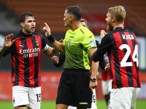 Wasit Milan Vs Roma Disorot, Fonseca dan Pioli Enggan Komentar Wasit Milan Vs Roma Disorot, Fonseca dan Pioli Enggan Komentar