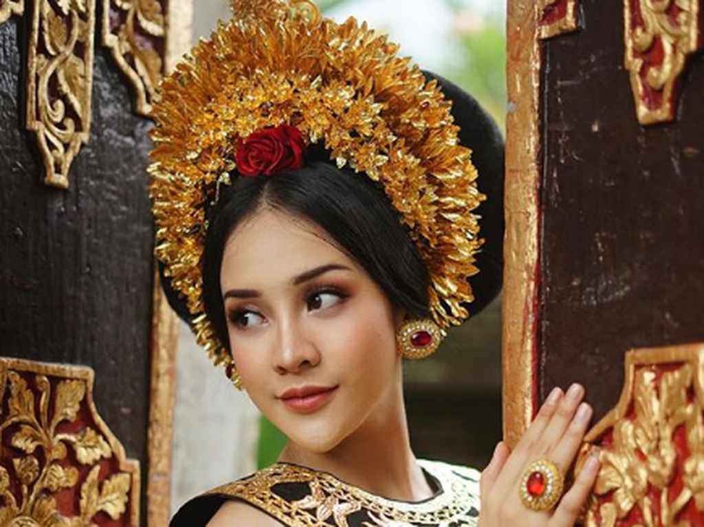 Cantiknya Anya Geraldine Liburan di Bali Cantiknya Anya Geraldine Liburan di Bali