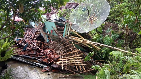 Banjir dan Longsor Terjang Kebumen