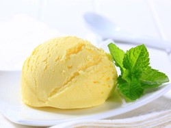 Keren! Tiga Mahasiswi Salatiga Berhasil Olah Kulit Pisang Jadi Es Krim