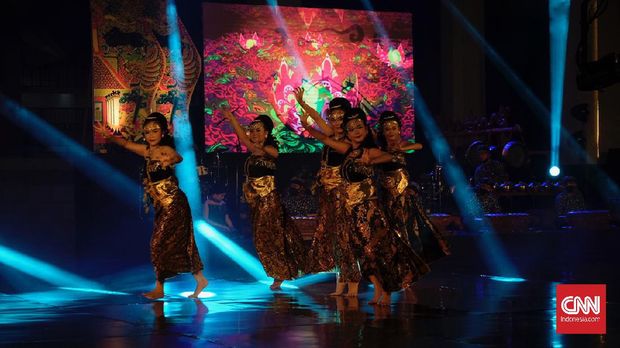 Festival Tari Semarangan digelar Minggu (25/10) secara virtual tanpa penonton di Kampung Budaya Kampus Unnes Sekaran Semarang. Masyarakat dapat menikmatinya secara LIVE lewat YouTube.