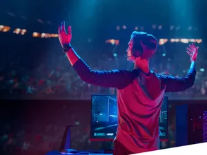 Garmin Bikin Smartwatch untuk Atlet Esports