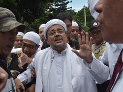 Viral Momen Habib Rizieq dan Quraish Shihab Bertemu