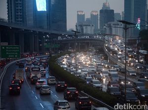 Kelakar Anies Jam 2 Pagi Sepi, Ini Jam Paling Macet di Jakarta
