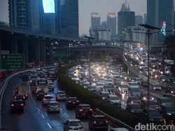 Kelakar Anies Jam 2 Pagi Sepi, Ini Jam Paling Macet di Jakarta