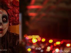 Penampakan Antrean Panjang Kendaraan di Kalimalang Bekasi