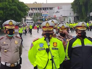Polda Metro Jaya Prediksi Puncak Lalin Libur Panjang Terjadi Malam Ini Polda Metro Jaya Prediksi Puncak Lalin Libur Panjang Terjadi Malam Ini
