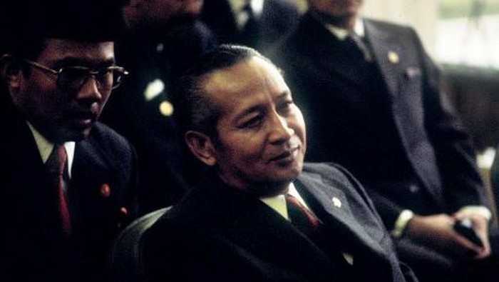 Presiden ke-2 Soeharto Portrait dated 1970s of Indonesian President Mohamed Suharto. (Photo by - / AFP)