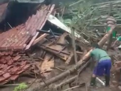 Selain Tewaskan Pasutri, Banjir Bandang Pangandaran Juga Rusak 13 Rumah