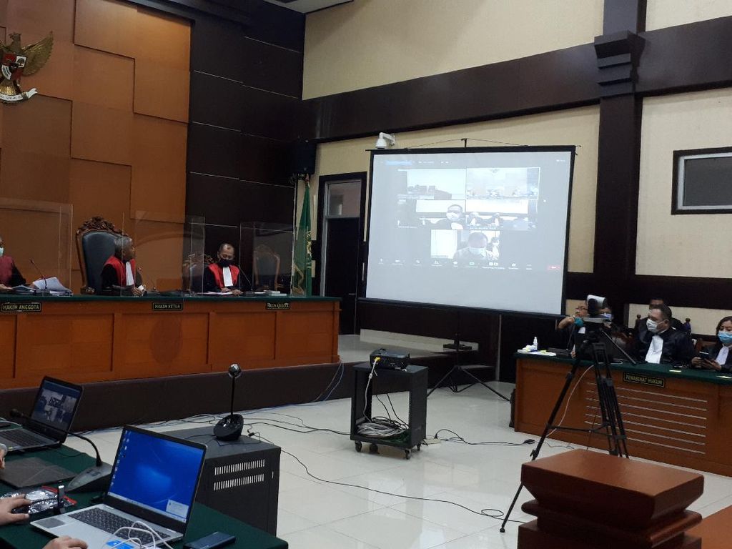 Sidang Surat Jalan Palsu, Hakim Tolak Eksepsi Djoko Tjandra Sidang Surat Jalan Palsu, Hakim Tolak Eksepsi Djoko Tjandra