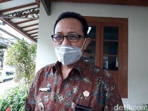 Wakil Wali Kota Yogyakarta Heroe Poerwadi Positif Corona Wakil Wali Kota Yogyakarta Heroe Poerwadi Positif Corona