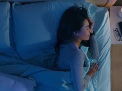 5 Kebiasaan Sebelum Tidur yang Bisa Bikin Berat Badan Cepat Turun