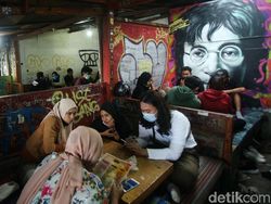 Begini Kondisi Warpat Puncak Saat Libur Panjang Cuti Bersama