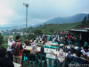 Warpat Puncak Direlokasi, Ini Fakta dan Kenangan Netizen Makan di Sana Warpat Puncak Direlokasi, Ini Fakta dan Kenangan Netizen Makan di Sana