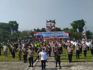 Libur Panjang, Petugas Gabungan di Mojokerto Rapid Test Pengunjung Obyek Wisata