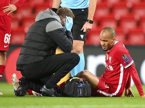 Liverpool Menang, Fabinho Malah Cedera Liverpool Menang, Fabinho Malah Cedera