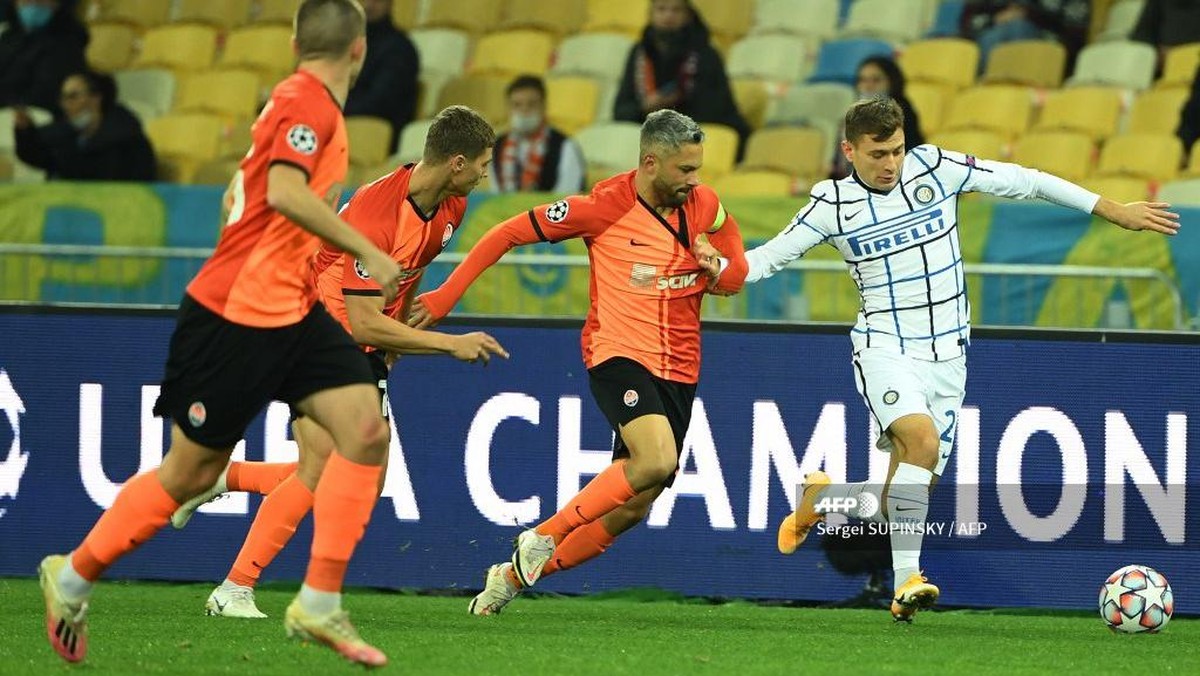 Shakhtar Donetsk Vs Inter Milan masih 0-0 di babak I (Foto: AFP/SERGEI SUPINSKY)