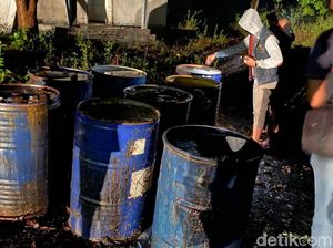 Busa yang Cemari Sungai di Pasuruan dari Bahan Berbahaya dan Beracun