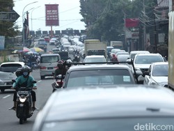 Bereskan Macet di Puncak Butuh Ganjil-Genap?