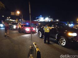 Libur Cuti Bersama, Kendaraan Masuk Bali Mulai Meningkat Libur Cuti Bersama, Kendaraan Masuk Bali Mulai Meningkat