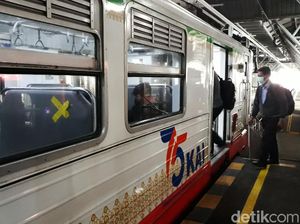 Nekat Kejar KA, Penumpang Nyaris Masuk Kolong Rel Stasiun Tugu Jogja