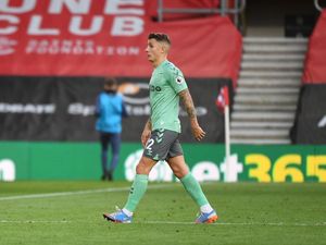 Skorsing Kartu Merah Digne Dipangkas, Cuma Absen 1 Laga