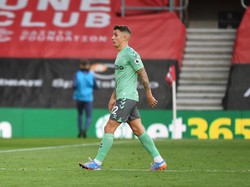 Skorsing Kartu Merah Digne Dipangkas, Cuma Absen 1 Laga