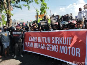 Komunitas Motor di Makassar Geruduk DPRD Sulsel, Minta Dibuatkan Sirkuit