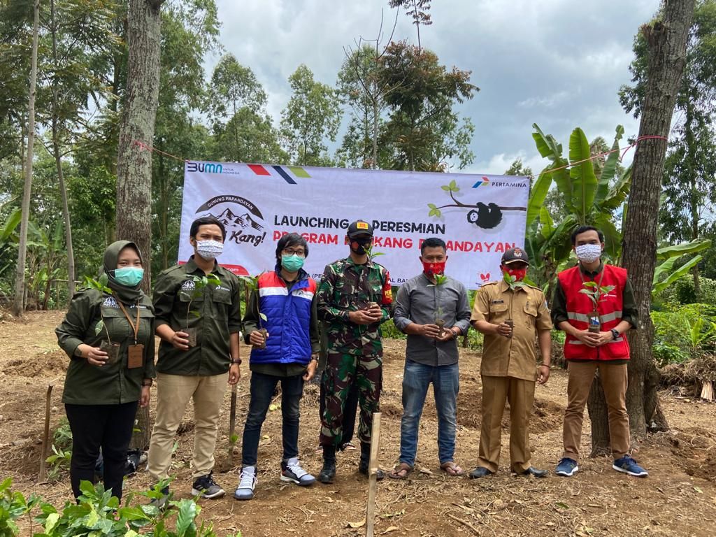 Pertamina Berdayakan Petani Kopi di Wilayah Konservasi Kukang Garut Pertamina Berdayakan Petani Kopi di Wilayah Konservasi Kukang Garut