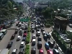 Melihat dari Langit Kemacetan Parah di Simpang Gadog-Tol Jagorawi