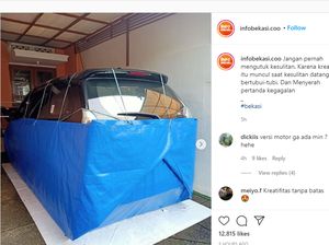 Kreatif! Mobil Anti-Banjir Dibungkus Terpal, Netizen: Kayak Nasi Uduk