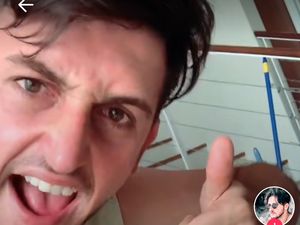 Ngegas Saat Review Makanan Barat, Bule Ini Bikin Gagal Fokus