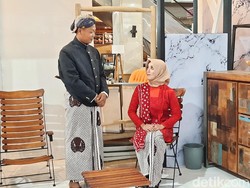 Pertama di Indonesia, Pasangan Foto Prewedding di Tengah Pameran