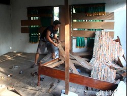 17 Rumah Warga di Mamuju Tengah Sulbar Rusak Akibat Gempa M 5,3