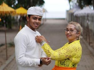 Ibunda Bikin Siman Sudartawa Tak Lagi Takut Air