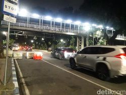 Jalan Medan Merdeka Barat Jakpus Kembali Dibuka, Arus Lalu Lintas Lancar