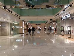 Siap-siap, Pengunjung Mal Diramal Melonjak saat Long Weekend