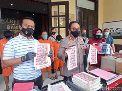 Uang Palsu Rp 800 Juta Disita Polisi Bandung, Pemesannya Asal Jakarta
