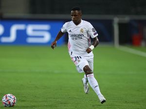 Madrid Vs Inter : Vinicius Tak Beri Umpan ke Benzema, Masih Marah?