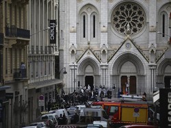 Warga Muslim Prancis Marah dan Sedih Atas Penusukan di Nice