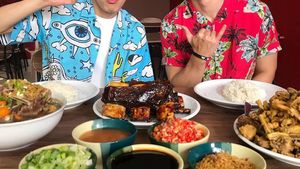 Kenalan Sama Asyraf Jamal, Seleb TikTok yang Jadi Host Baru di Bikin Laper
